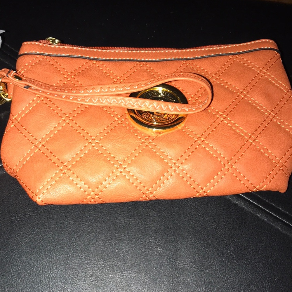 Wrist handbag